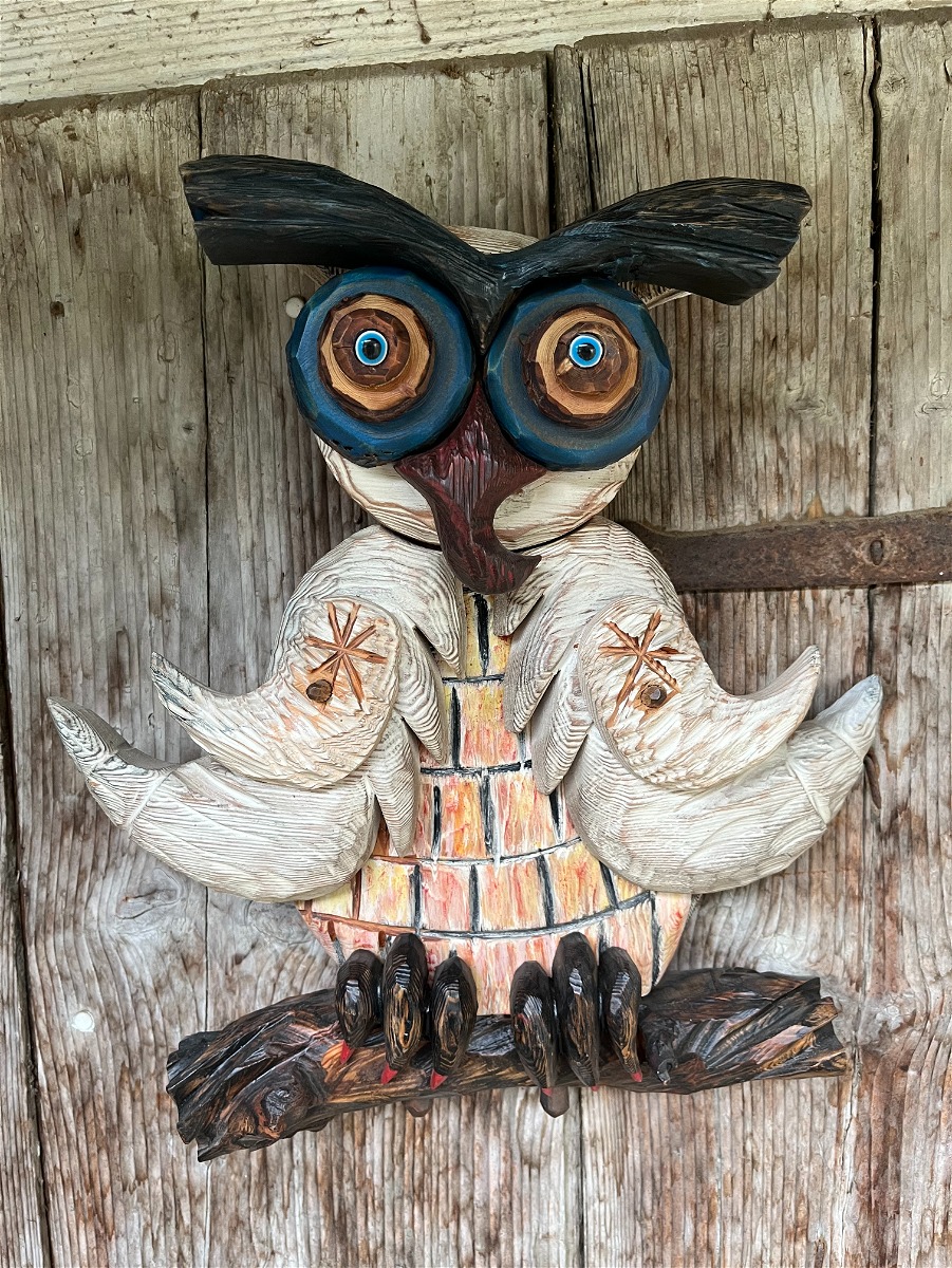 CIVETTA BIANCA incisa e decorata a mano.